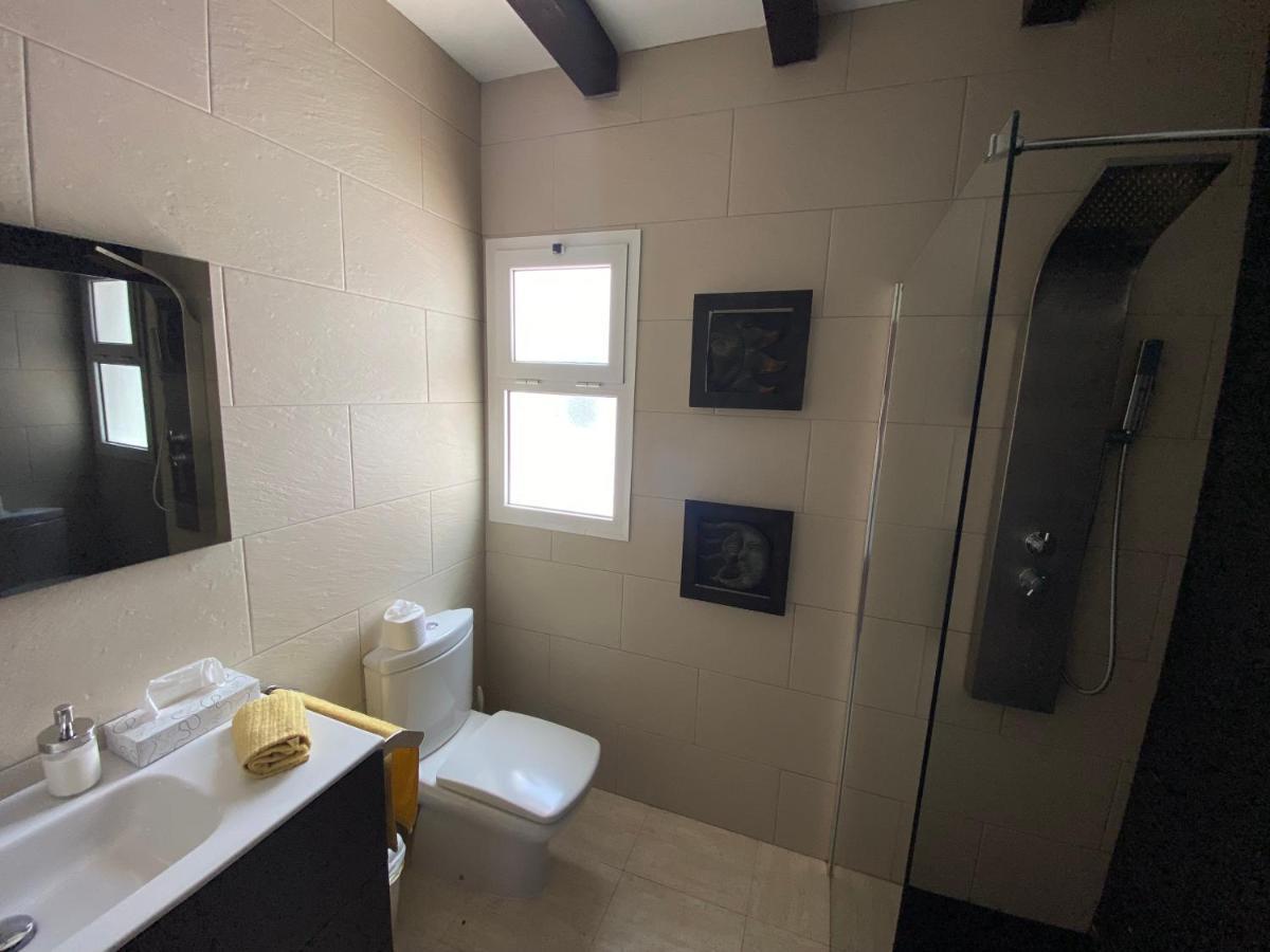 Mivida Hotel San Bartolome  Luaran gambar